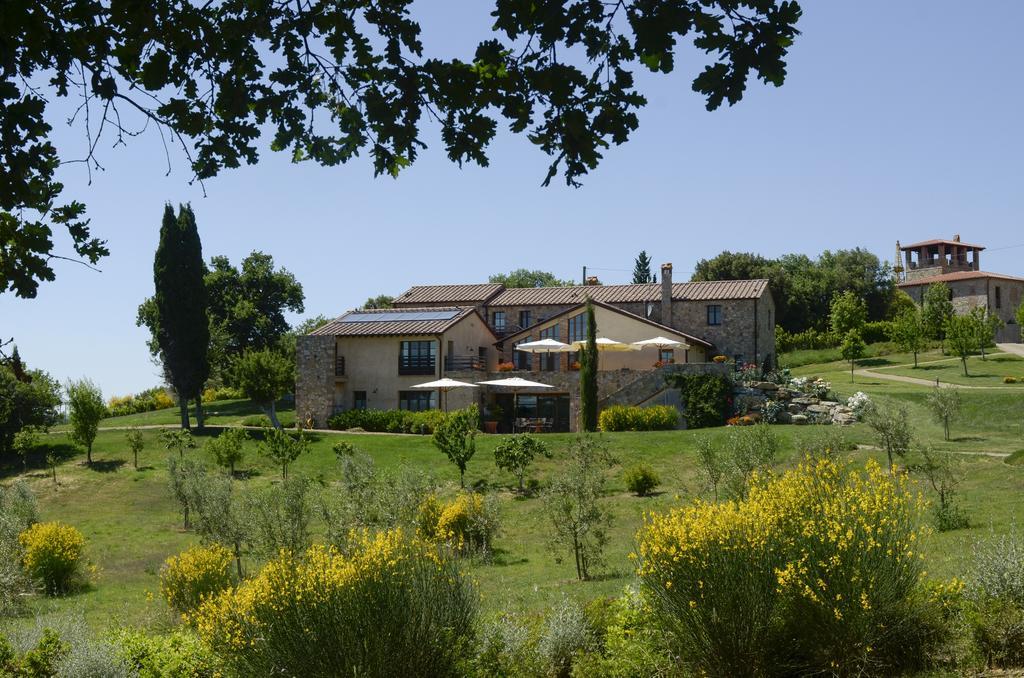 Podere Carceroni Poggi del Sasso エクステリア 写真