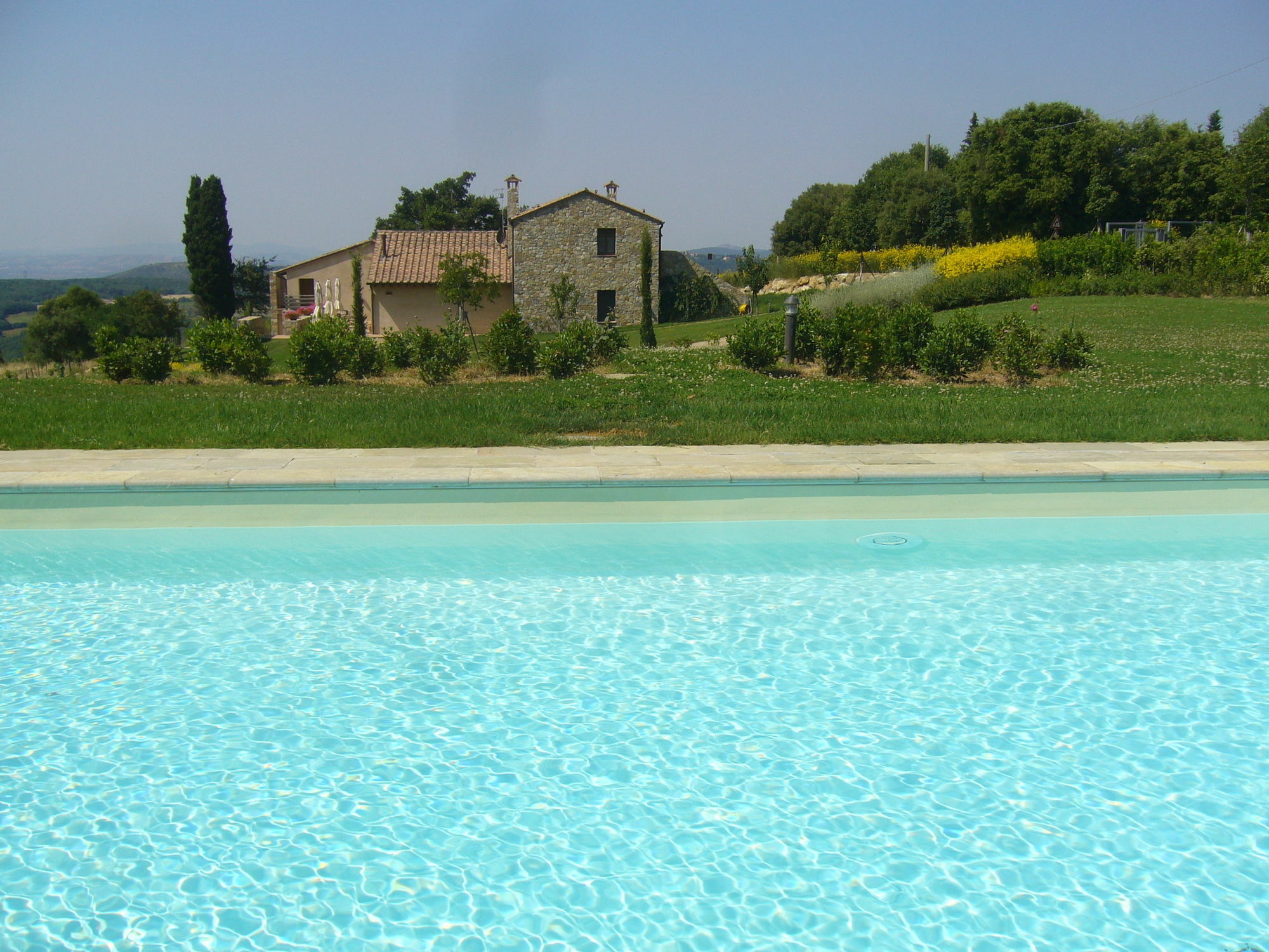 Podere Carceroni Poggi del Sasso エクステリア 写真